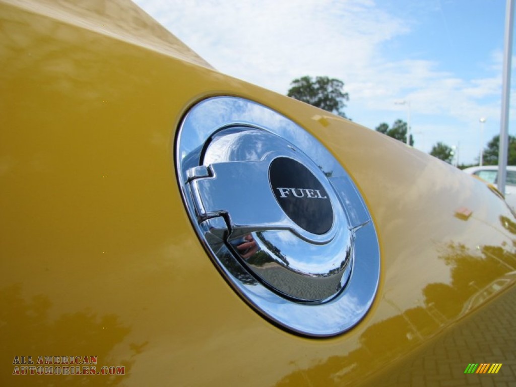 2012 Challenger R/T Classic - Stinger Yellow / Dark Slate Gray photo #20