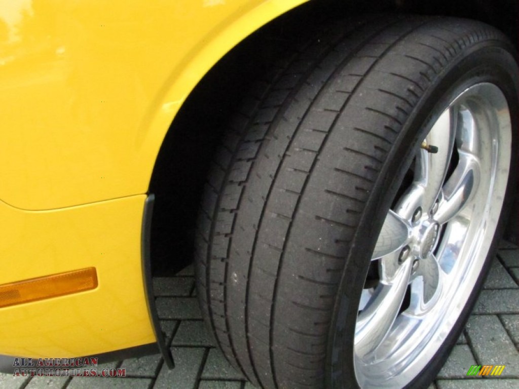 2012 Challenger R/T Classic - Stinger Yellow / Dark Slate Gray photo #33