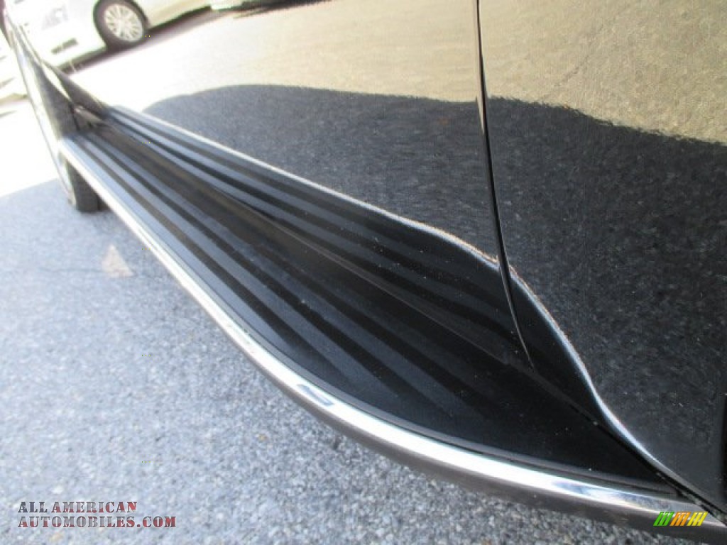 2011 Escalade Luxury AWD - Black Raven / Ebony/Ebony photo #38