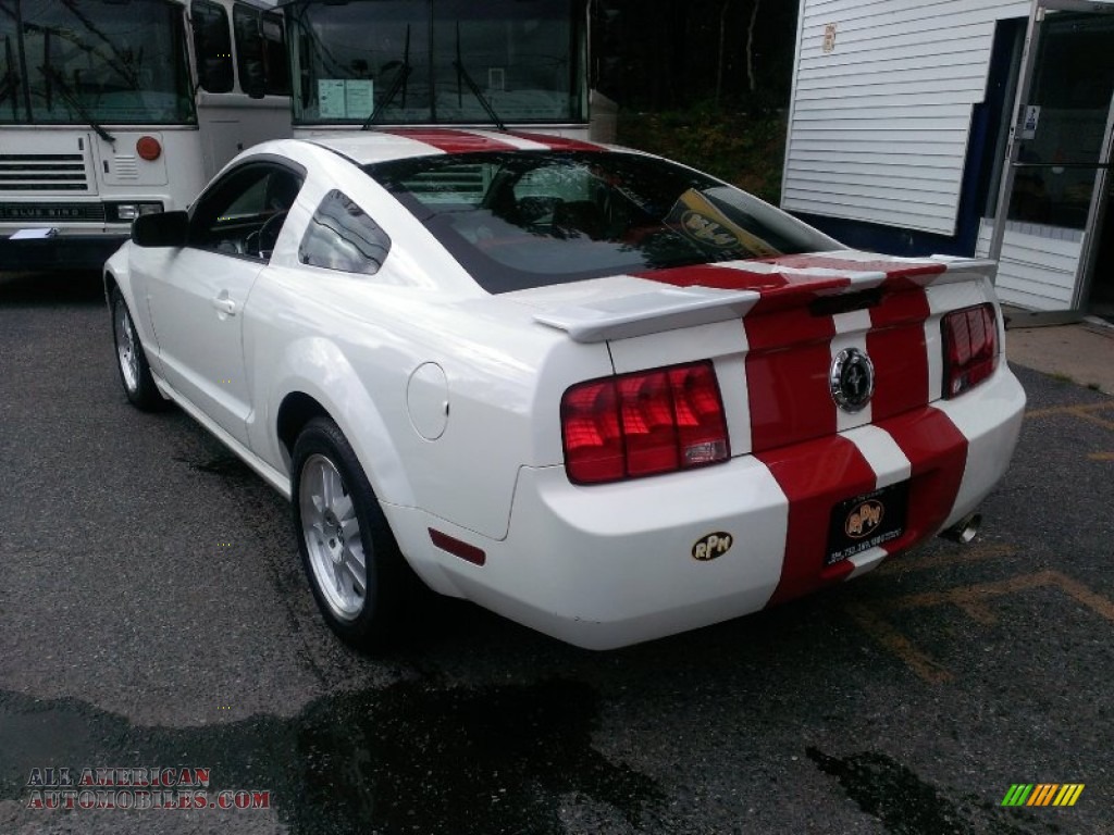 2007 Mustang V6 Premium Coupe - Performance White / Black/Red photo #7