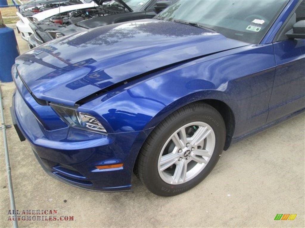 2014 Mustang V6 Coupe - Deep Impact Blue / Charcoal Black photo #2