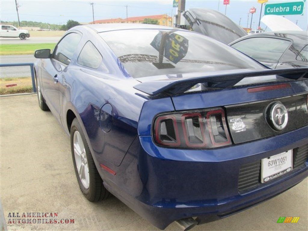 2014 Mustang V6 Coupe - Deep Impact Blue / Charcoal Black photo #9