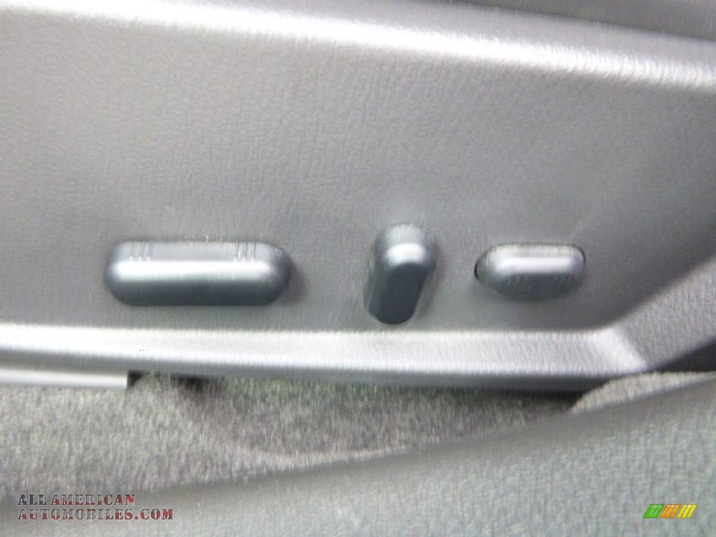 2012 MKZ AWD - Sterling Gray Metallic / Dark Charcoal photo #19