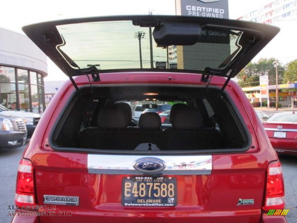 2011 Escape Limited V6 4WD - Sangria Red Metallic / Charcoal Black photo #23