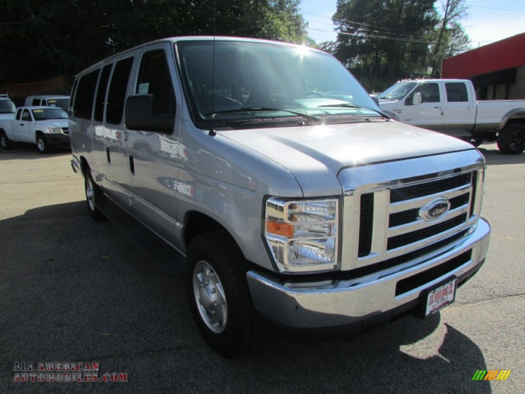 2013 E Series Van E350 XLT Extended Passenger - Ingot Silver Metallic / Medium Flint photo #4