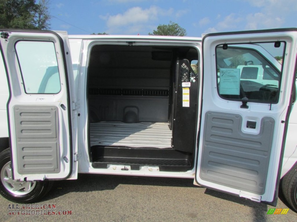 2013 E Series Van E150 Cargo - Oxford White / Medium Flint photo #11