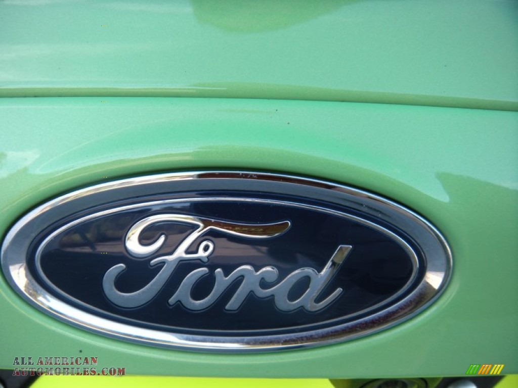 2014 Fiesta Titanium Sedan - Green Envy / Charcoal Black photo #14