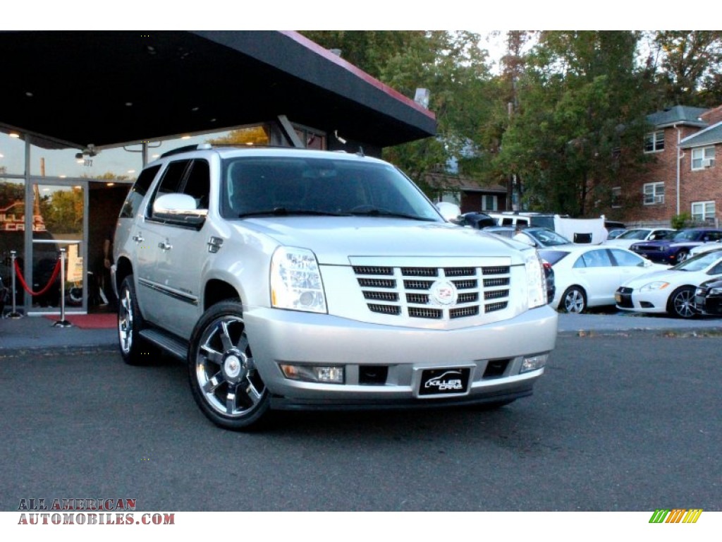 Silver Lining / Ebony Cadillac Escalade Luxury AWD