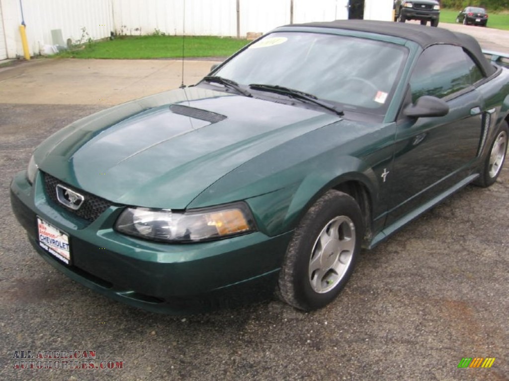 2001 Mustang V6 Convertible - Tropic Green metallic / Medium Parchment photo #3