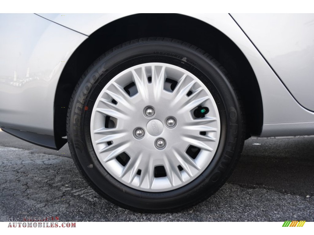 2015 Fiesta S Sedan - Ingot Silver Metallic / Charcoal Black photo #10