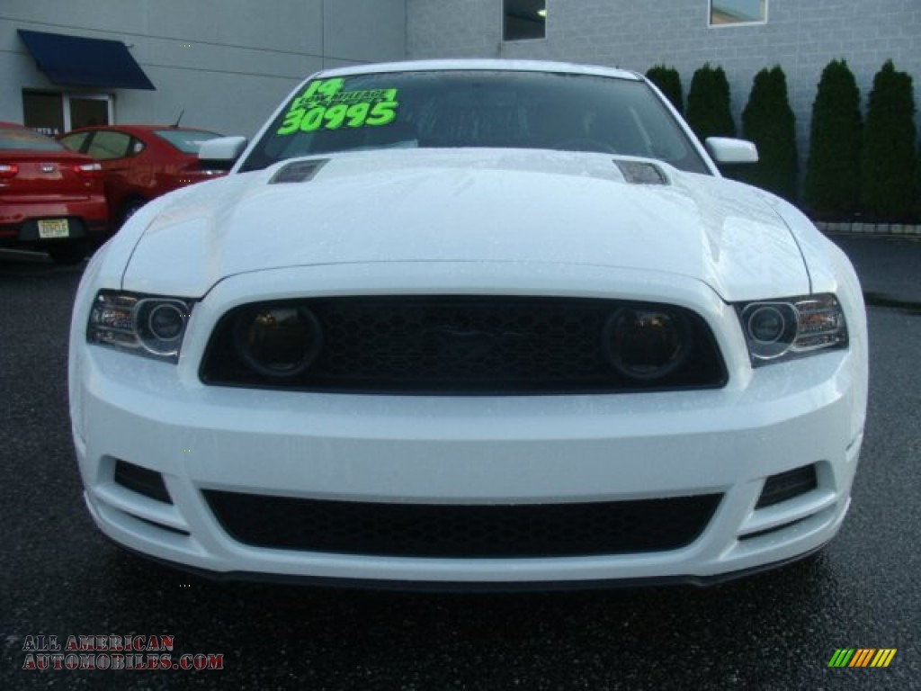2014 Mustang GT Coupe - Oxford White / Charcoal Black/Cashmere Accent photo #2