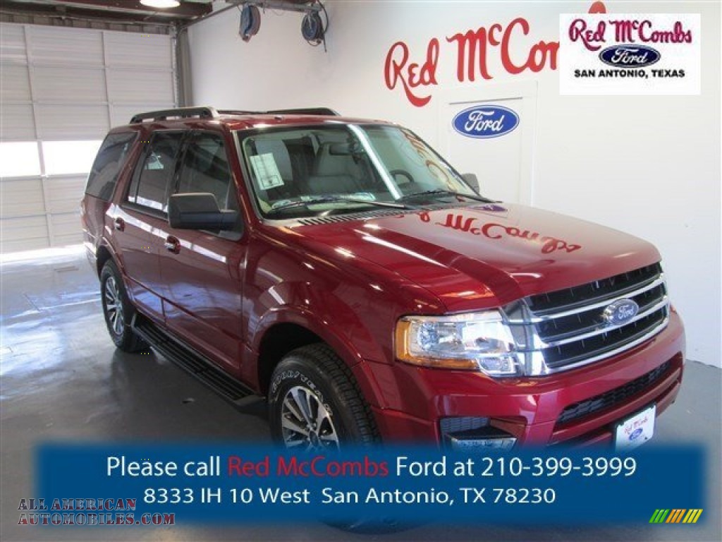 Ruby Red Metallic / Dune Ford Expedition XLT