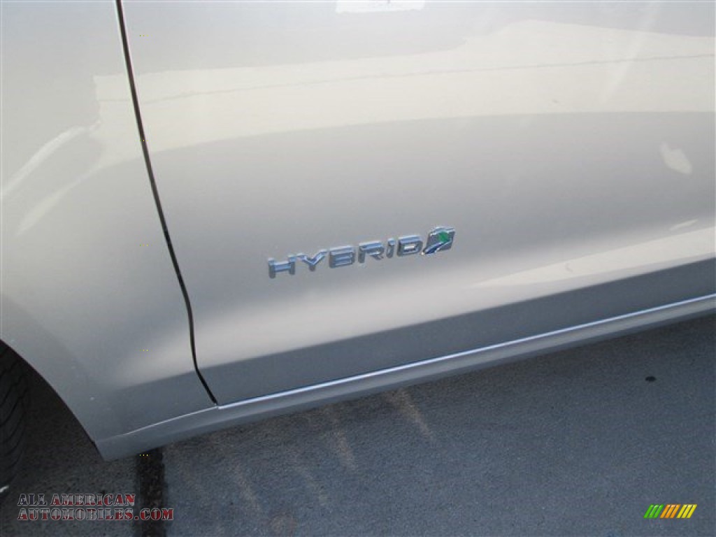 2015 Fusion Hybrid SE - Ingot Silver Metallic / Charcoal Black photo #8