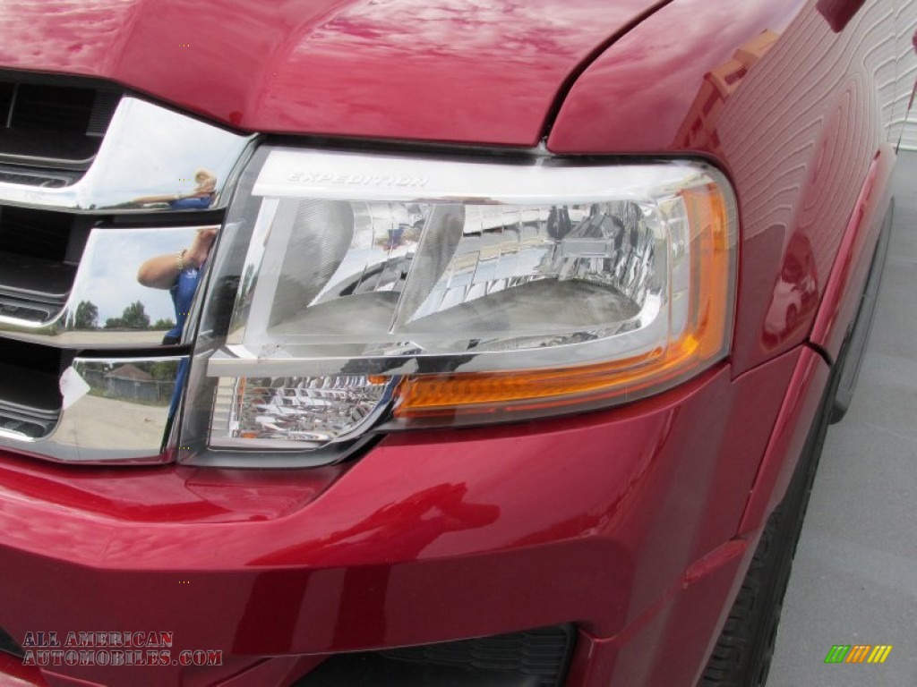 2015 Expedition EL XLT - Ruby Red Metallic / Dune photo #9