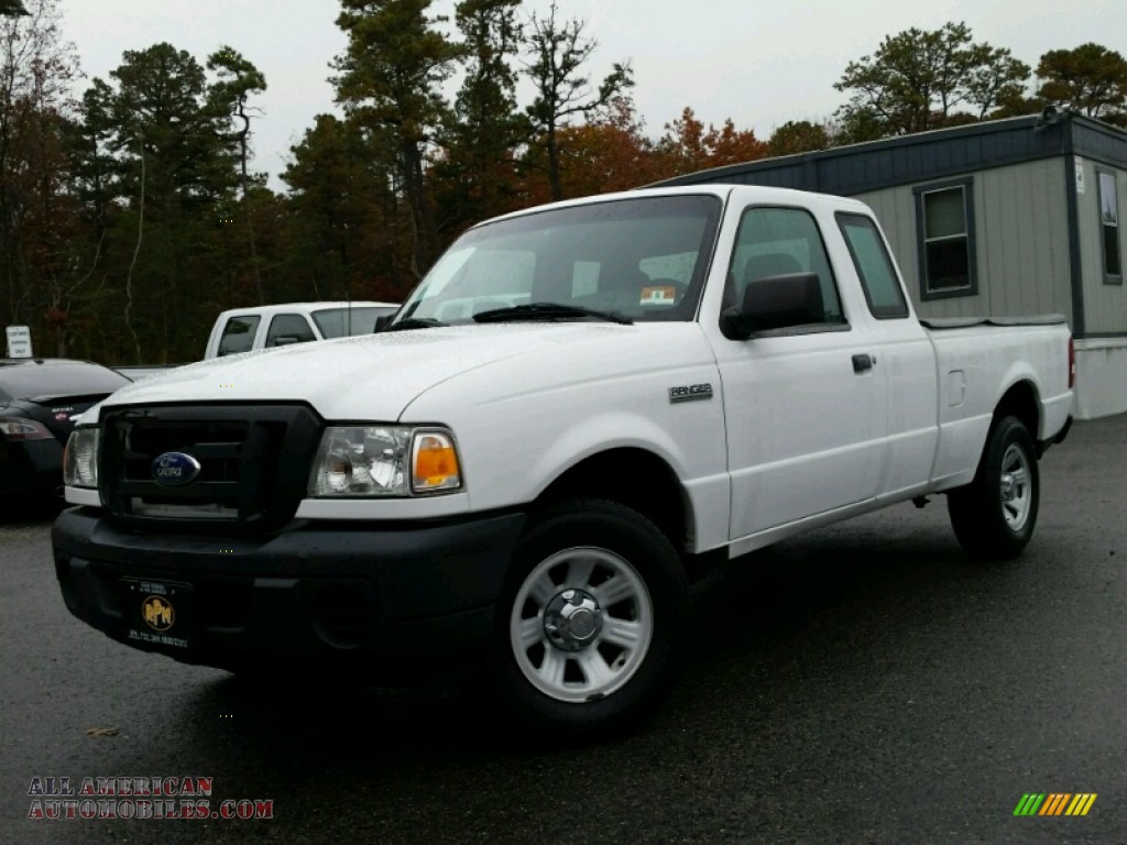 Oxford White / Medium Dark Flint Ford Ranger XL SuperCab
