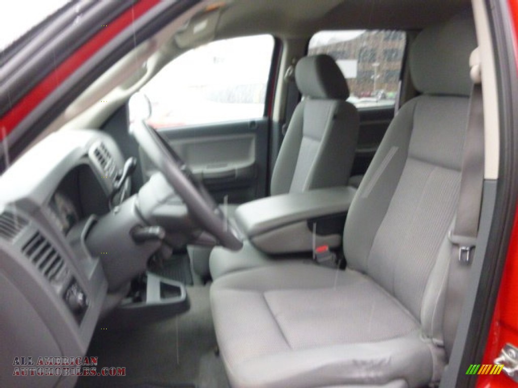 2007 Dakota SLT Quad Cab 4x4 - Flame Red / Medium Slate Gray photo #10