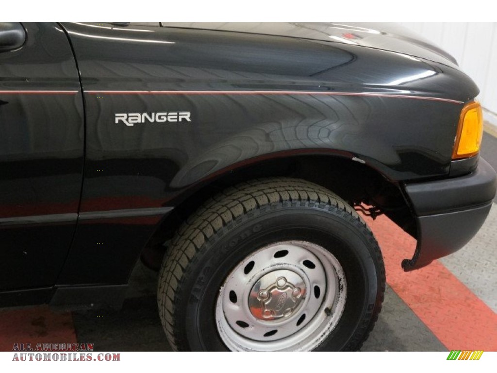 2003 Ranger XL Regular Cab - Black / Dark Graphite photo #37