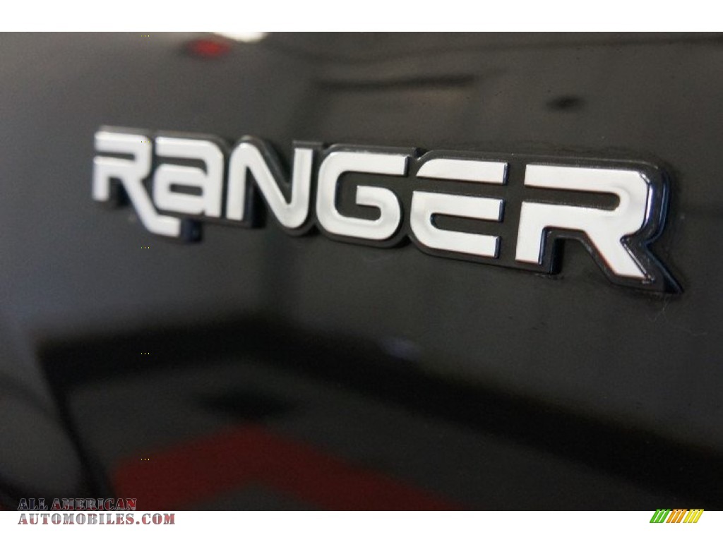 2003 Ranger XL Regular Cab - Black / Dark Graphite photo #57
