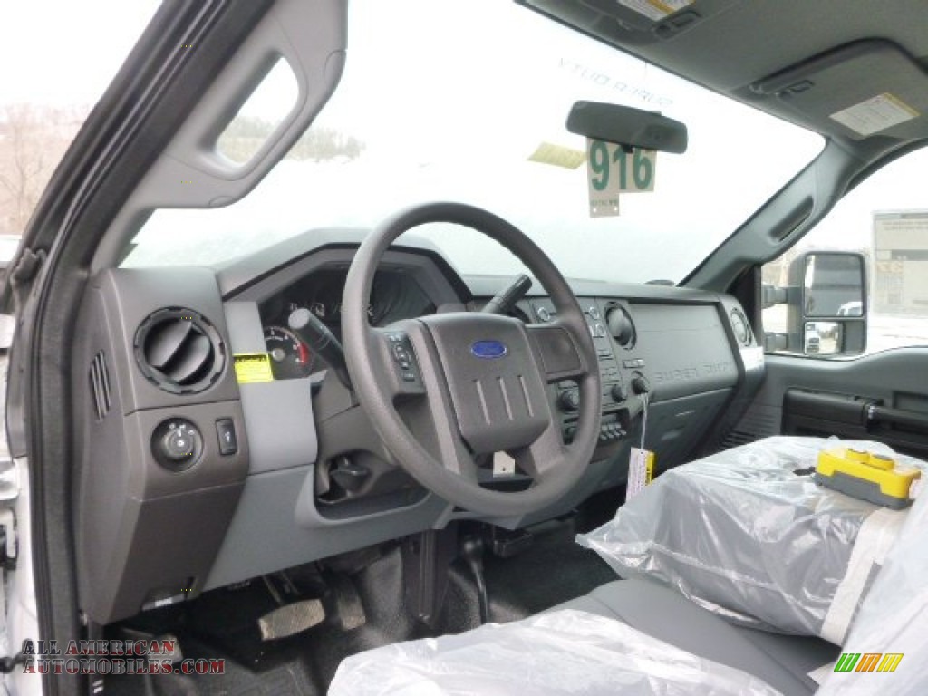 2015 F450 Super Duty XL Regular Cab Dump Truck - Oxford White / Steel photo #11
