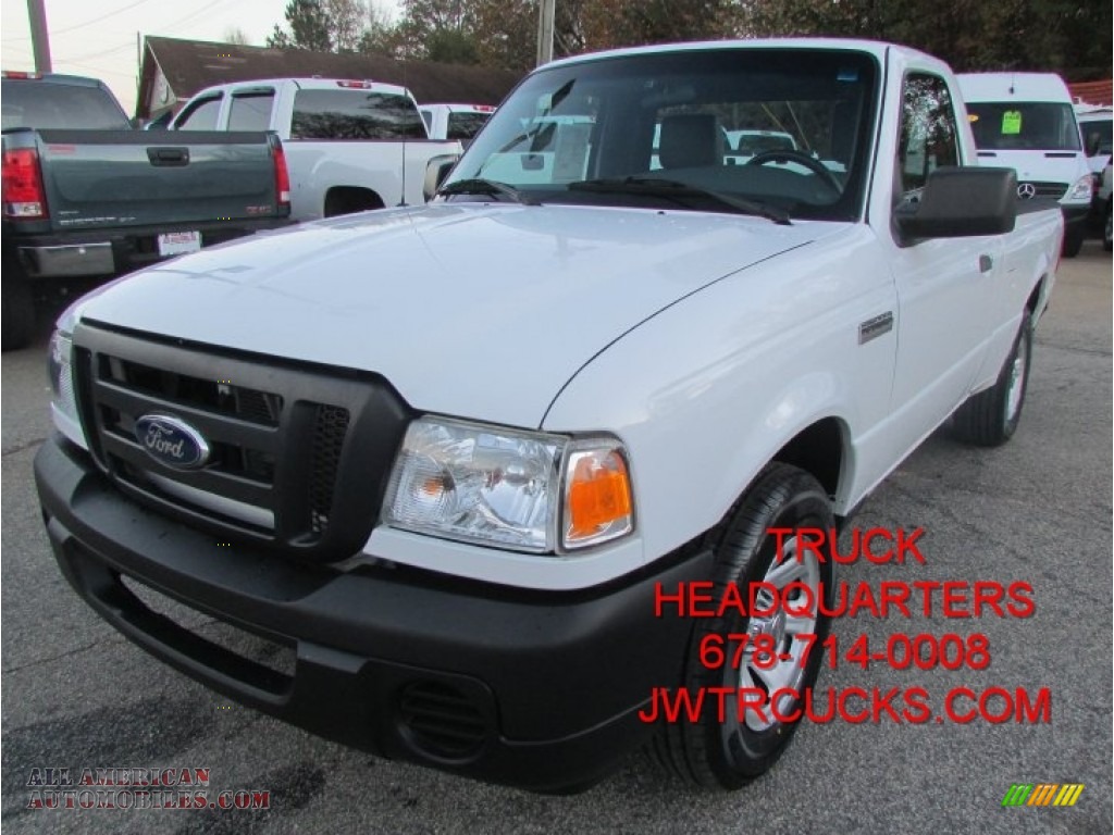 Oxford White / Medium Dark Flint Ford Ranger XL Regular Cab