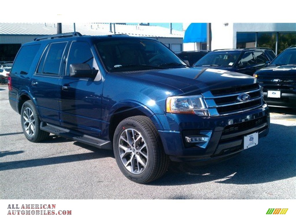 Blue Jeans Metallic / Dune Ford Expedition XLT