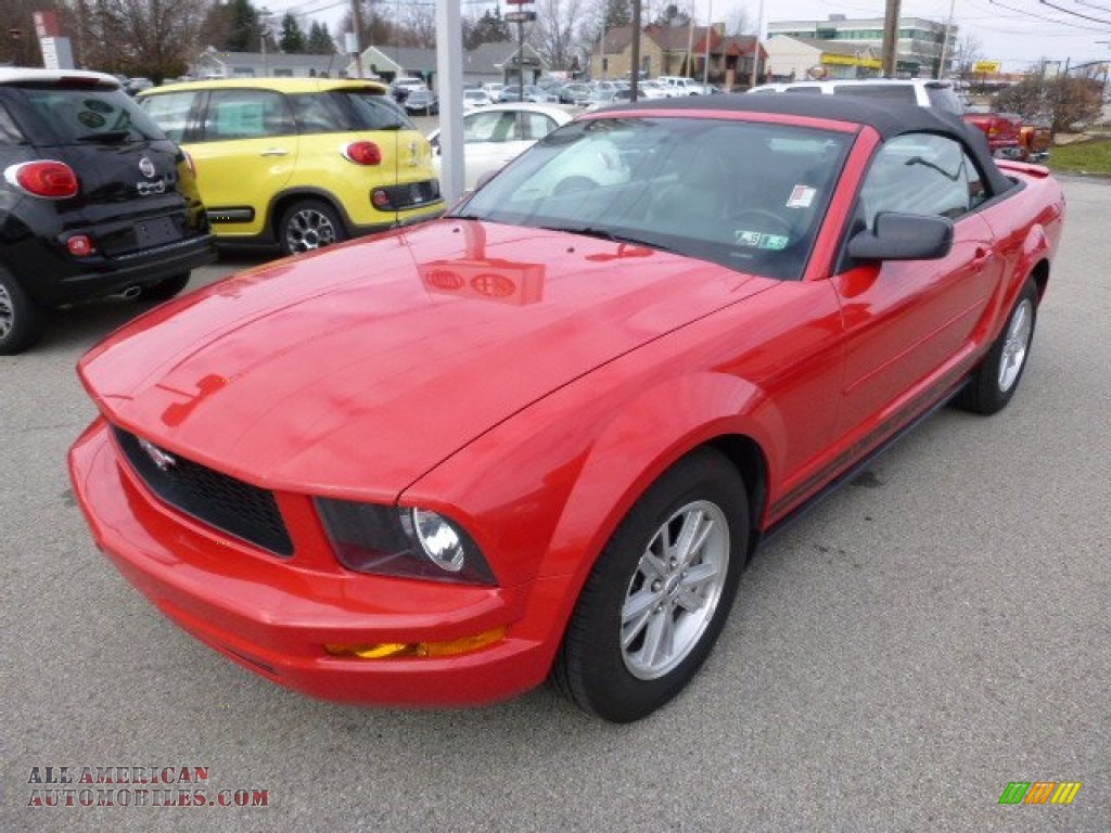 2007 Mustang V6 Premium Convertible - Torch Red / Light Graphite photo #6