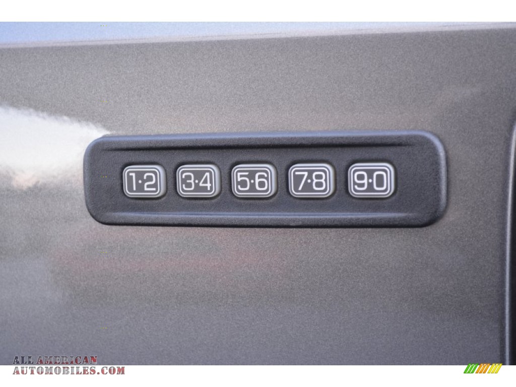 2012 F350 Super Duty Lariat Crew Cab 4x4 - Sterling Grey Metallic / Black photo #20