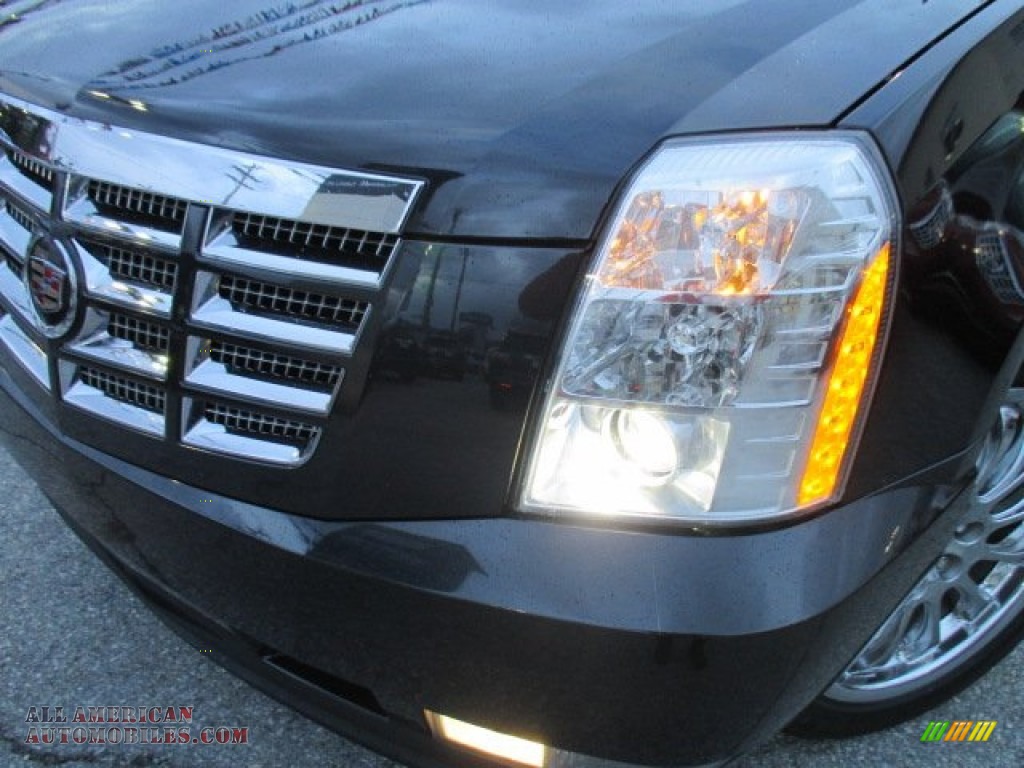 2011 Escalade Luxury AWD - Black Ice Metallic / Cashmere/Cocoa photo #26