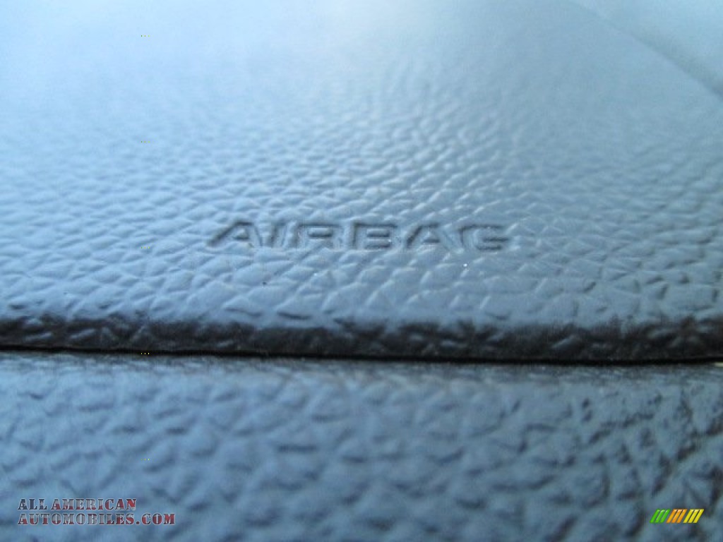 2011 Escalade Luxury AWD - Black Ice Metallic / Cashmere/Cocoa photo #43