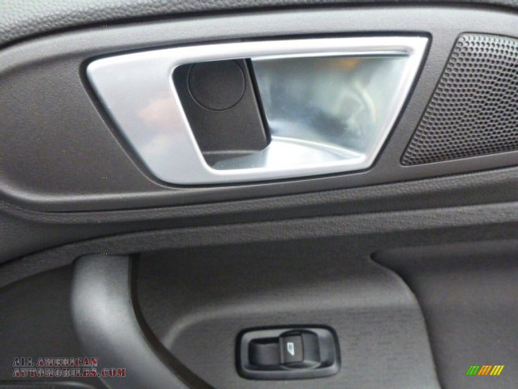 2014 Fiesta SE Hatchback - Ingot Silver / Charcoal Black photo #2