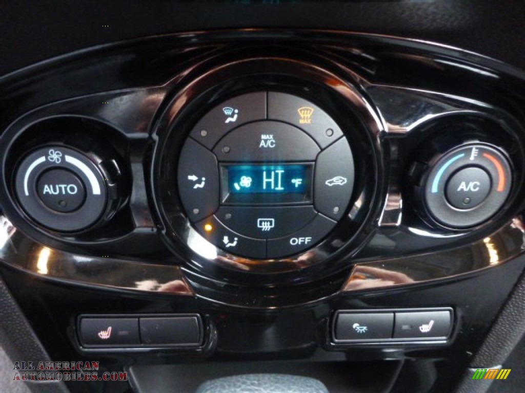 2014 Fiesta SE Hatchback - Ingot Silver / Charcoal Black photo #23