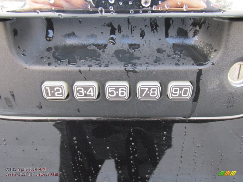 2014 F150 XLT SuperCrew 4x4 - Tuxedo Black / Steel Grey photo #15