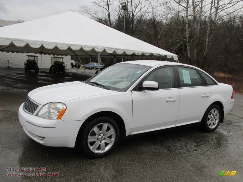 Oxford White / Pebble Ford Five Hundred SEL AWD